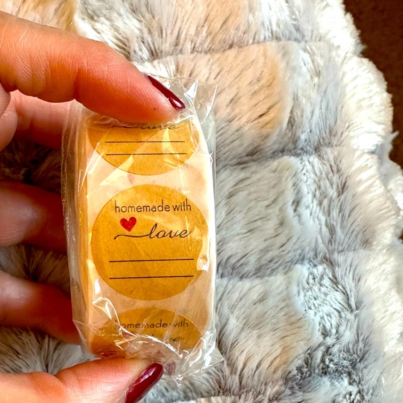 Other - SOLD- 500 Thank you stickers, 1” size